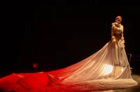 با استقبال مخاطبان

نمایش « عروسی خون » در ارومیه به روی صحنه رفت