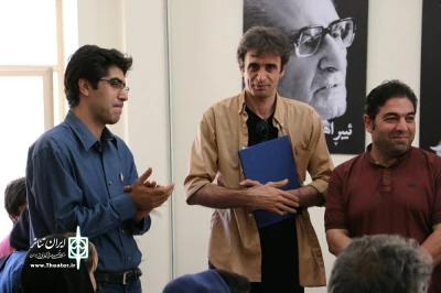 گردهمایی هنرمندان تئاتر مهاباد در مراسم اردیبهشت تئاتر