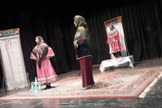 نمایش «ترانه های تلخ تارا» در ارومیه اجرا شد