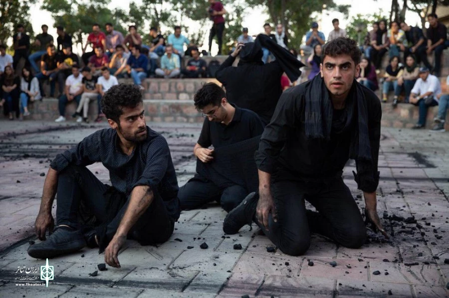 پرفورمنس « هیچ شتیکی نوی » در مهاباد به اجرا در آمد 3