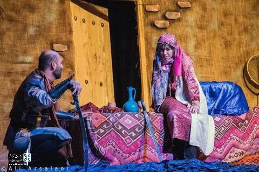 «زیر قیمت بازار» بر صحنه تئاتر ارومیه 4