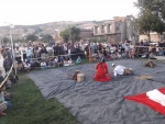 نمایش خیابانی « انفال » در اشنویه به اجرا در آمد 2