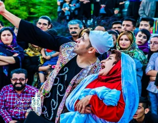 حضور نمایش تیک‌تاک از شهرستان بوکان در سومین جشنواره تئاتر کشوری خیابانی یزد 4