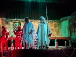 دمی در بازار هیزم فروشان در ارومیه به روی صحنه رفت  3
