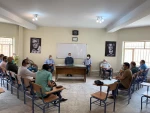 نشست جمعی از پیشکسوتان و هنرمندان تئاتر شهرستان مهاباد در خصوص موفقیت‌های بدست آمده و مشکلات زیر ساختی تئاتر شهرستان. 2