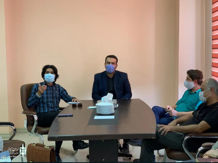 اعضای هیأت رئیسه انجمن هنرهای استان آذربایجان‌غربی این بار در شهرستان شوط. 2