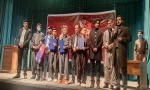با معرفی برگزیدگان خود جشنواره نمایشنامه‌خوانی «رامان» شهرستان سردشت به کار خود پایان داد. 7