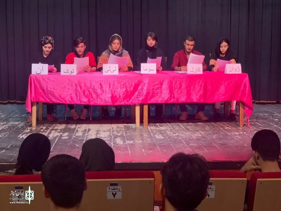 « تئاتر بی حیوان » در شهرستان مهاباد خوانش شد. 5