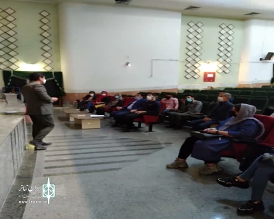 در راستای برگزاری جشنواره تئاتر تجربی شهرستان

نشست هنرمندان تئاتر شهرستان شاهین‌دژ برگزار شد