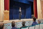 نشست انجمن هنرهای نمایشی شهرستان پیرانشهر با جمعی از خانوداده هنرمندان و هنرجویان. 3