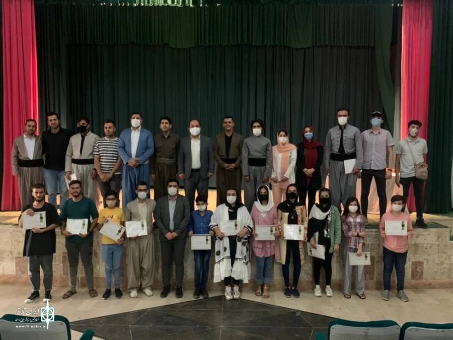 اتمام دوره ۵ روزه کارگاه آموزش بازیگری در شهرستان سردشت. 8