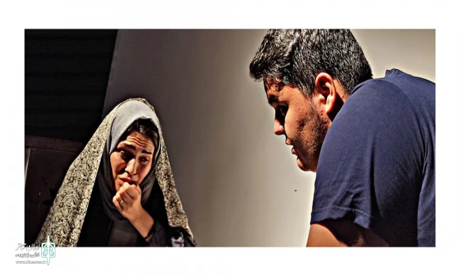 نمایش « هیچکس را محکم بغل نکن » در شهرستان شوط به روی صحنه می رود. 4