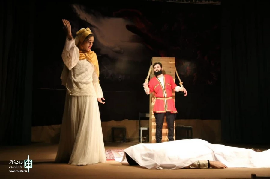  «غریب حیدر» اقتباسی آزاد از رمان "غریبه در شهر" اثر زنده یاد غلامحسین ساعدی. 2