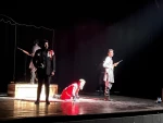 نمایش غریب حیدر از نقده در روز دوم جشنواره به روی صحنه رفت  3