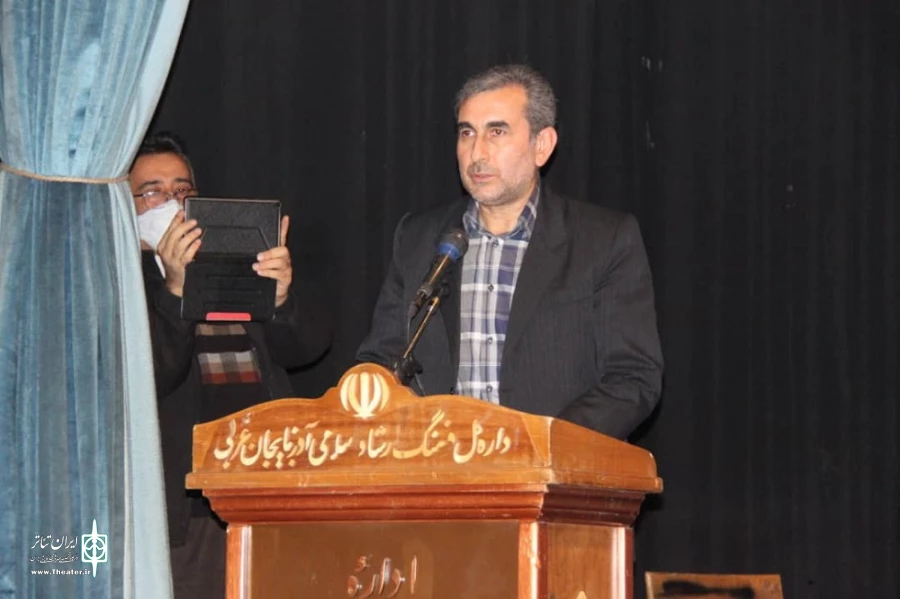جشنواره سی و سوم برگزیدگان خود را شناخت . 3