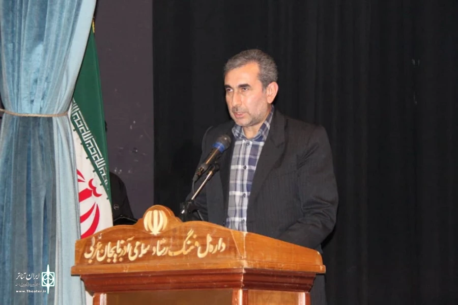 جشنواره سی و سوم برگزیدگان خود را شناخت . 3
