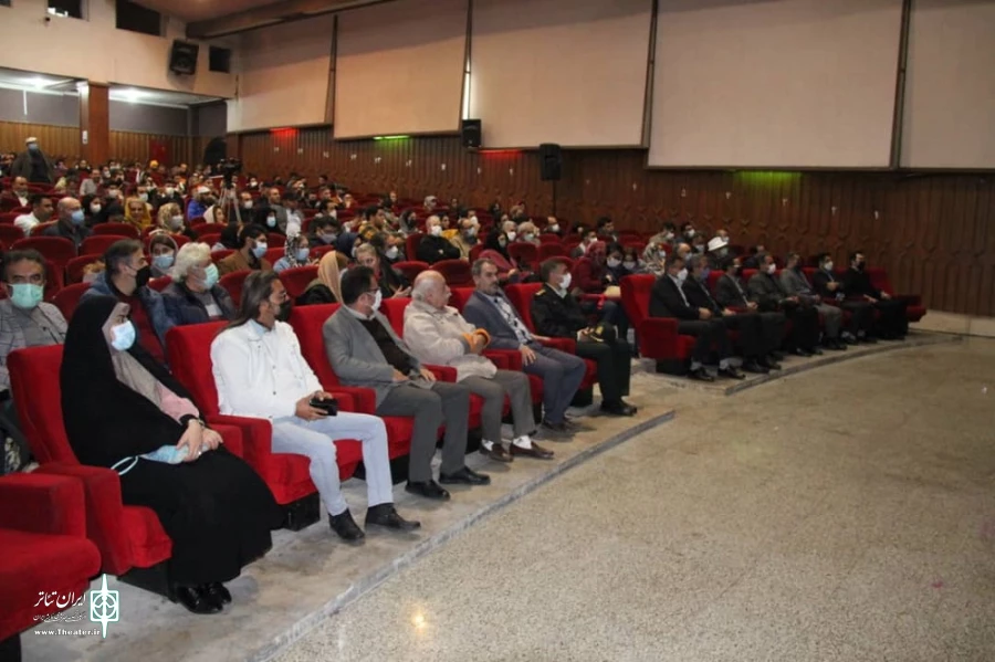 جشنواره سی و سوم برگزیدگان خود را شناخت . 8