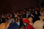 نمایش هیچ کس را محکم بغل نکن در شهرستان شوط به روی صحنه رفت 10