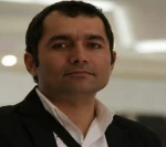 نمایشنامه «اسپوتنیک نوای یک تنهایی» جایزه بهترین نمایشنامه را از چهلمین جشنواره بین‌المللی تئاتر فجر دریافت کرد 2