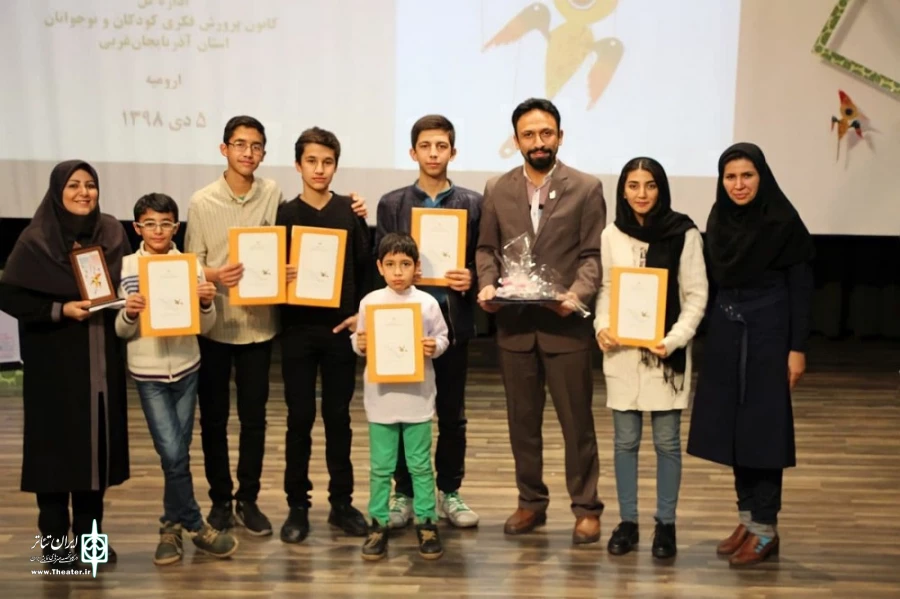 «کرمی که هیولا شد» به نویسندگی و کارگردانی امیر جهانپور از ارومیه به هفتمین جشنواره تئاتر کودک و نوجوان همدان راه یافت 10