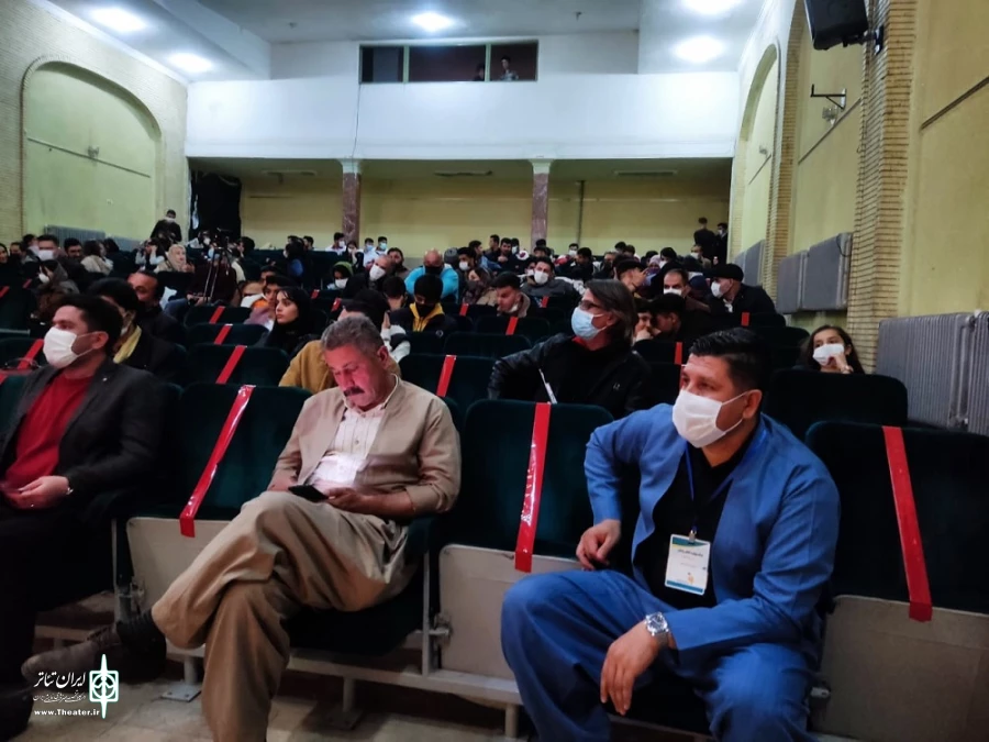 نمایش خانه سوم در جشنواره رامان سردشت به روی صحنه رفت 7