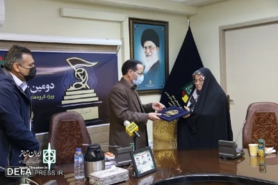 یک اثر از آذربایجان غربی، برگزیده مرحله کشوری جشنواره تئاتر سنگر شد

رتبه اول بازیگری زن به حدیثه راد بازیگر ارومیه ای رسید