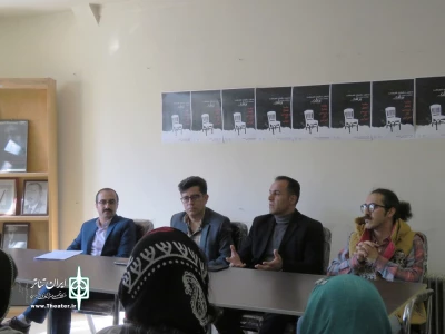 در جهت هرچه بهتر برگزار شدن  نخستین  دوره

نشست دبیرخانه جشنواره نمایشنامه خوانی «برف» پیرانشهر برگزار شد