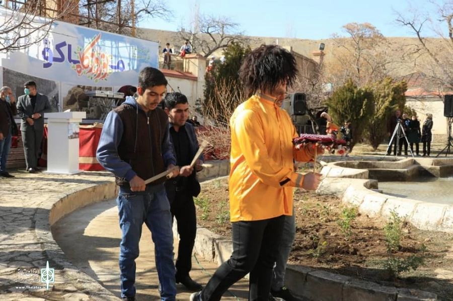 نمایش آئیین سنتی تکم خوانی در شهرستان ماکو
 2
