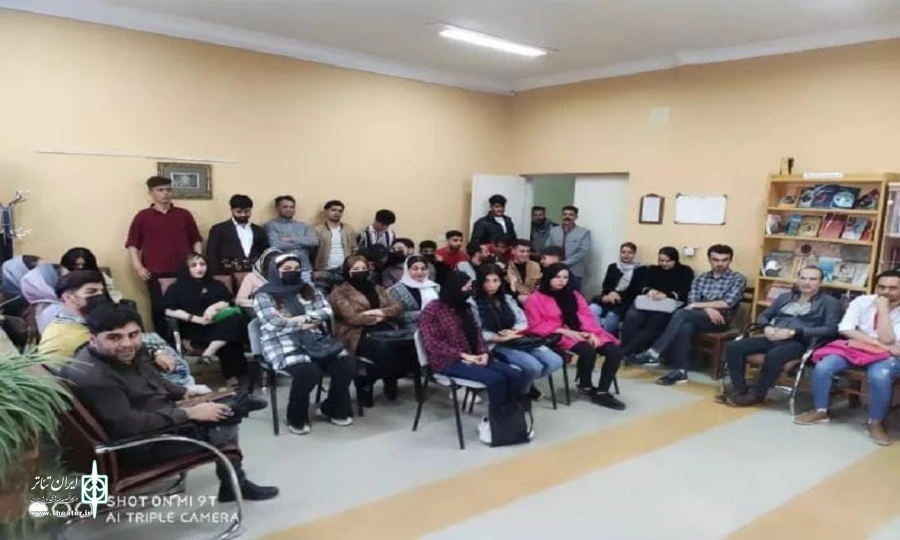 نشست شورای سیاستگذاری جشنواره اتود بوکان با گروه‌های شرکت کننده.
 2