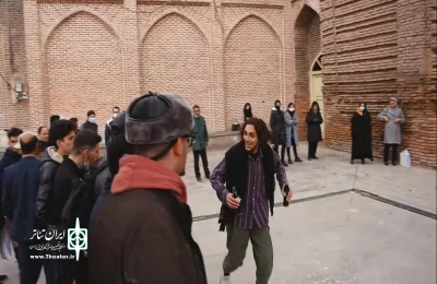 با استقبال مخاطبان

نمایش خیابانی «رکس» در خوی به اجرا در آمد