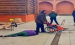 با استقبال مخاطبان نمایش خیابانی «رکس» در شهرستان خوی به اجرا در آمد.

 2