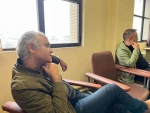 نشست در راستای حل مشکلات موجود بین اعضای هیأت رئیسه انجمن هنرهای نمایشی استان با نمایندگان مجمع عمومی نمایندگان.
 2