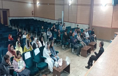 با تدریس رسول بانگین

ورکشاپ دو روزه بازیگری در پیرانشهر برگزار شد