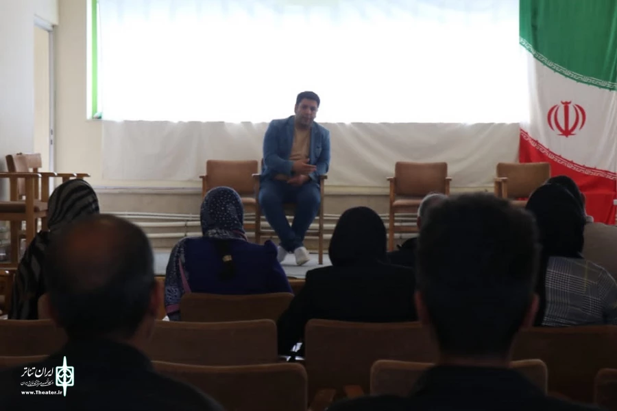 اولین نشست انجمن هنرهای نمایشی شهرستان ماکو در سال ۱۴۰۱ 4