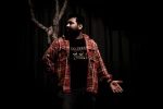 نمایش «طناب سفید» در شهرستان نقده به اجرا در آمد.
 2