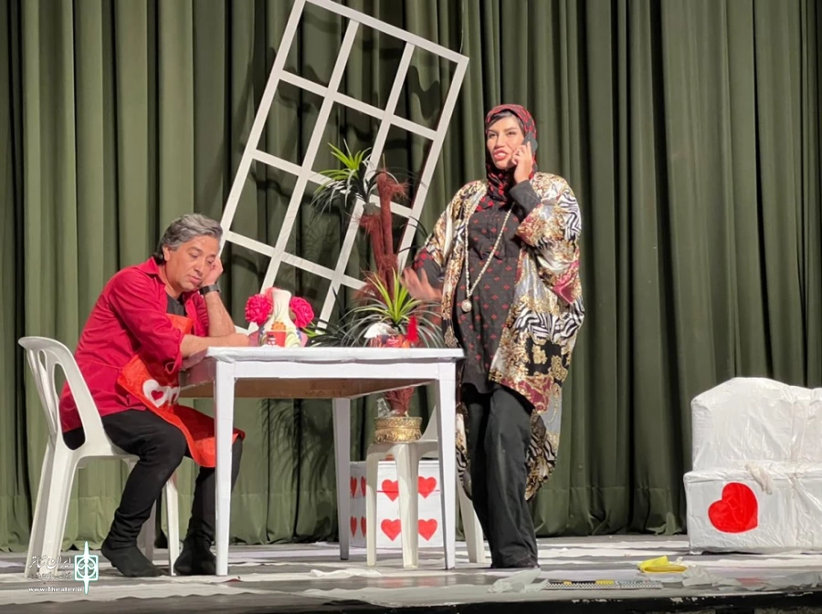 نمایش "دوستت دارم عزیزم" در دومین جشنواره استانی تئاتر «نهال» شهرستان میاندوآب به روی صحنه رفت  2