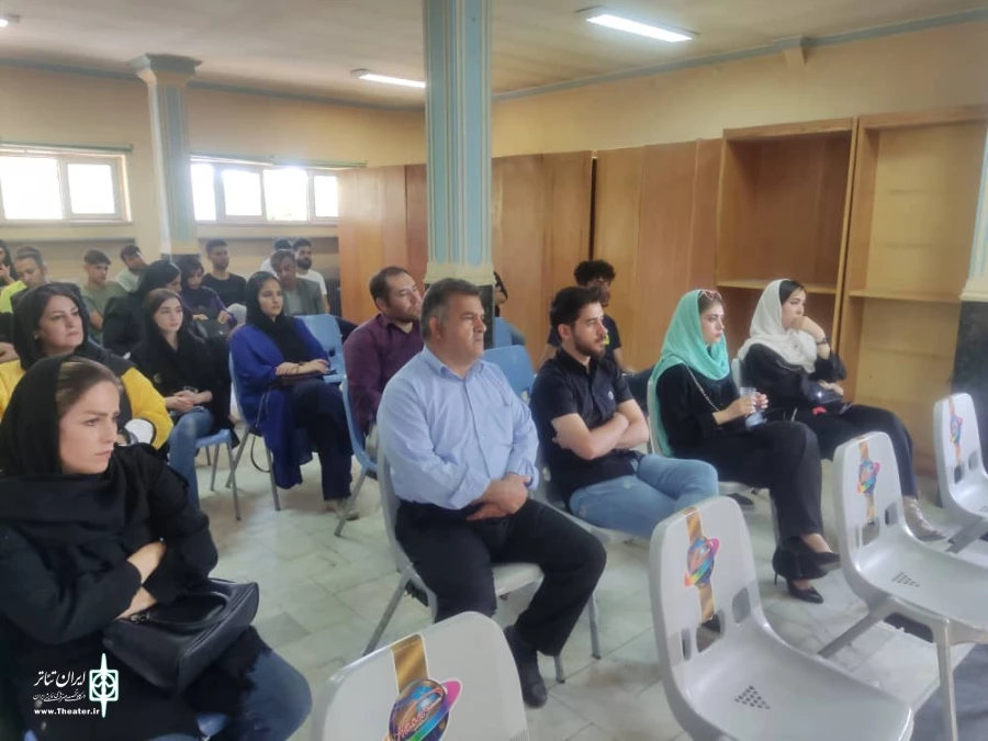 کارگاه " به دنبال تئاتر خوب " با مدرسی شهرام خدایی در میاندواب برگزار گردید و  2