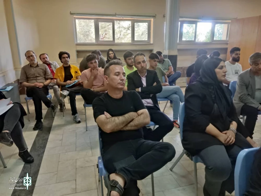 کارگاه " به دنبال تئاتر خوب " با مدرسی شهرام خدایی در میاندواب برگزار گردید و  2