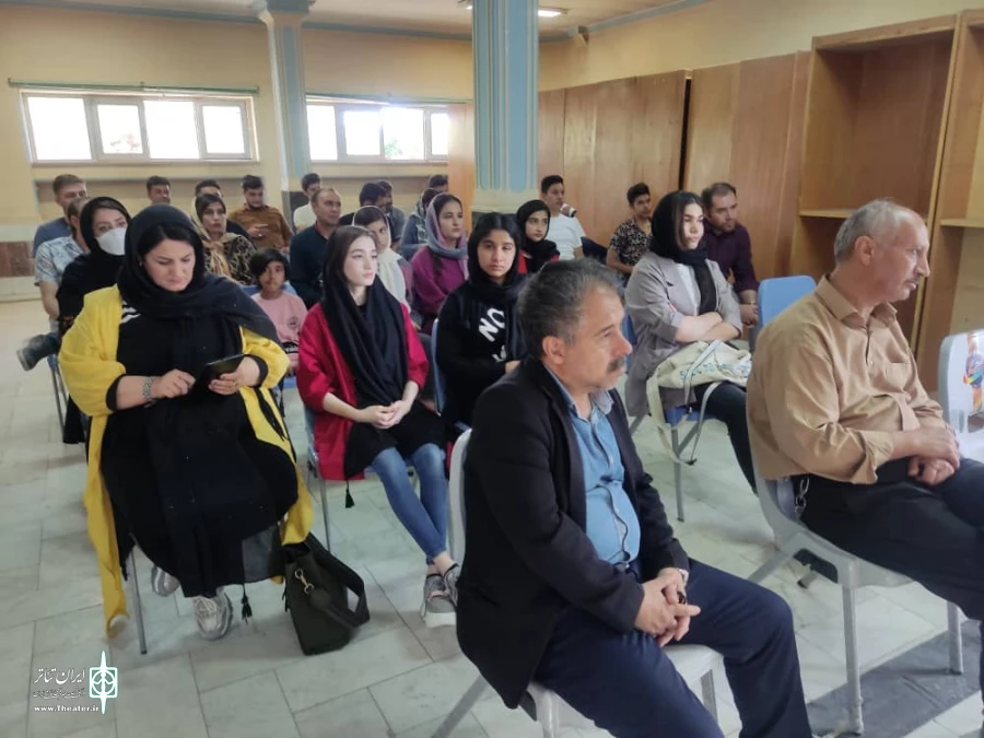 کارگاه "اهمیت شخصیت در سینما و تئاتر " در جشنواره استانی تئاتر نهال 2