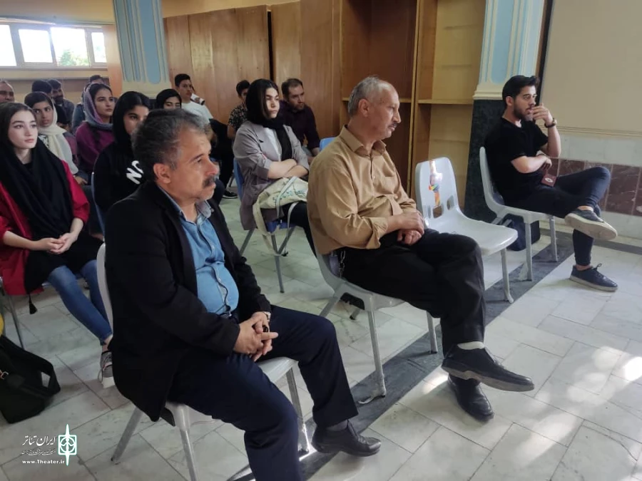 کارگاه "اهمیت شخصیت در سینما و تئاتر " در جشنواره استانی تئاتر نهال 2