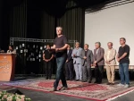 شبنم راموز کارگردان و بازیگر نمایش «سگها مادرت را می‌خورند» جوایز اصلی جشنواره را از آن خود کرد.
 2