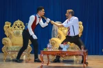  نمایش «خواستگاری» در شهرستان پیرانشهر به صحنه رفت.
 2