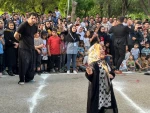 نمایش خیابانی «هفتاد شش مترنیم» از شهرستان ارومیه.
 2