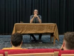  «بررسی تاریخی کارکردهای فردی و جمعی تئاتر با تاکید بر هنر بازیگری»
 2