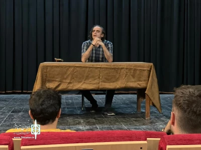 در روز دوم‌ جشنواره برگزار شد

کارگاه آموزشی «بررسی تاریخی کارکردهای فردی و جمعی تئاتر با تاکید بر هنر بازیگری»