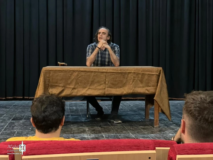  «بررسی تاریخی کارکردهای فردی و جمعی تئاتر با تاکید بر هنر بازیگری»
 2