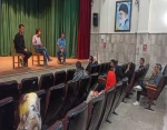  نشست  مدیر عامل انجمن هنرهای نمایشی استان با جمعی از هنرمندان تئاتر 
 2
