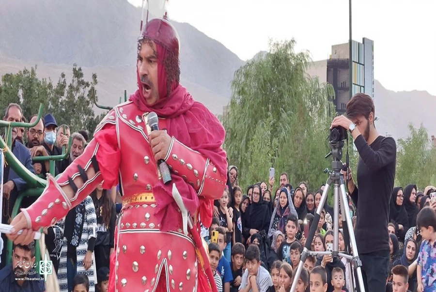 اجرای نمایش خیابانی «کبوتران» در ماکو اجرا شد .
 2