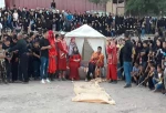  شبیه خوانی «بریر بن خضیر همدانی در میدان نبرد» در شهرستان شوط به اجرا در آمد .
 2