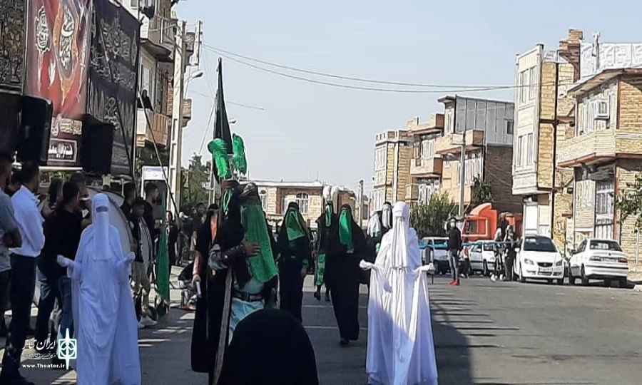 نمایش تغزیه «غروب خورشید کربلا» به اجرا در آمد
 2